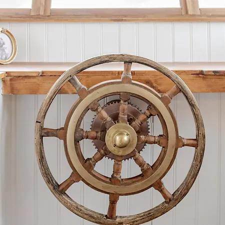 The Boatel at Mayo Glamping Botel *